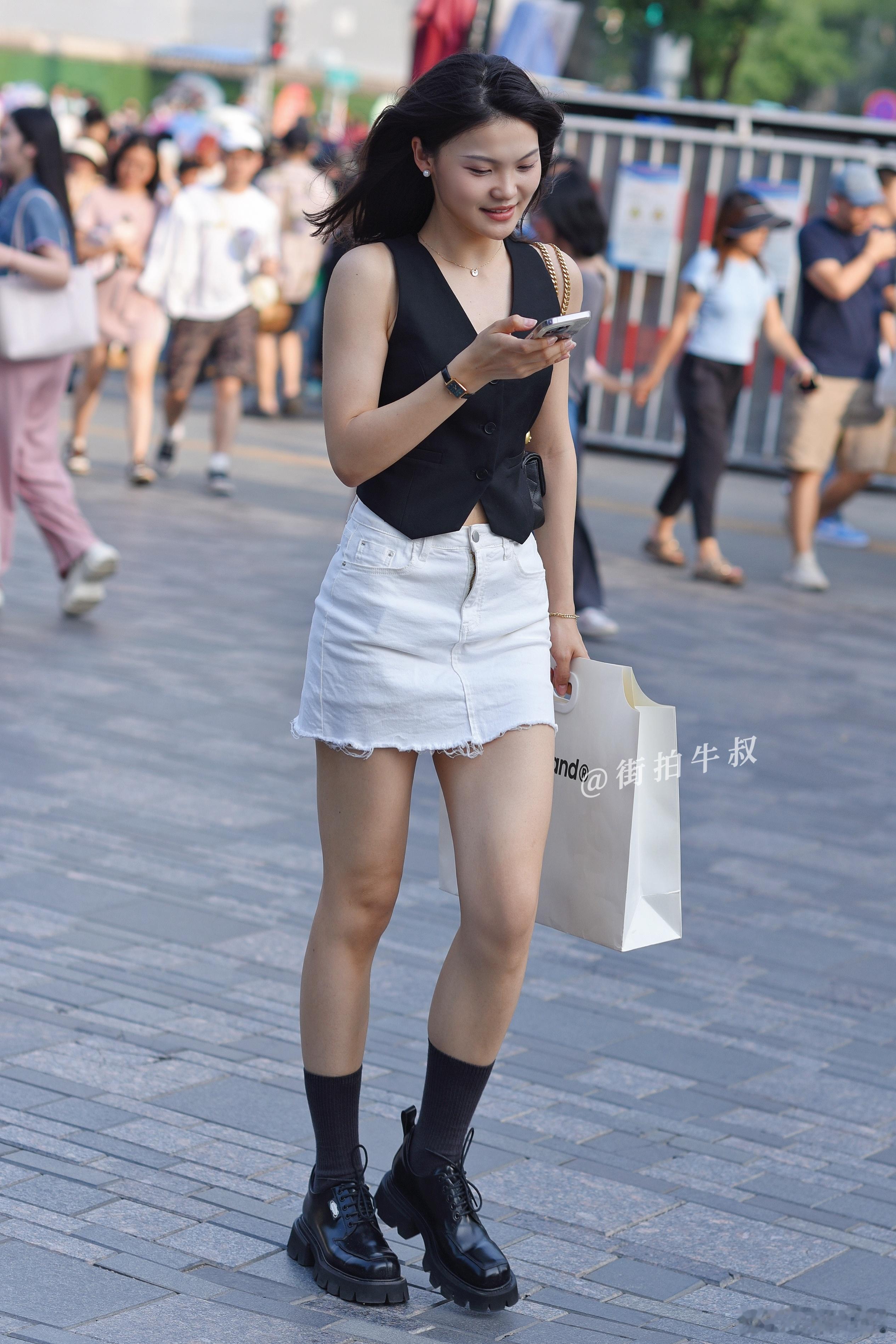 港风的马甲牛仔裙