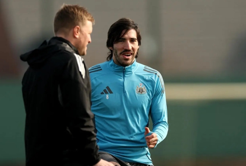 至少1亿英镑，这就是纽卡给托纳利的标价。为什么突然托纳利又变的可以撬动了，主