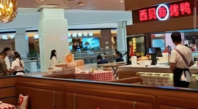 西贝“凉了”？记者实探门店几乎没人，日损最高300万，2026年IPO悬了