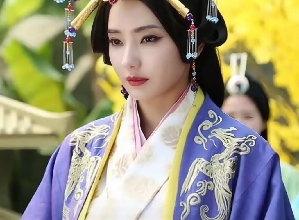 公元前672年，晋献公和美貌的丽姬同床共枕后，丽姬放声大哭，把晋献公给哭懵了：“