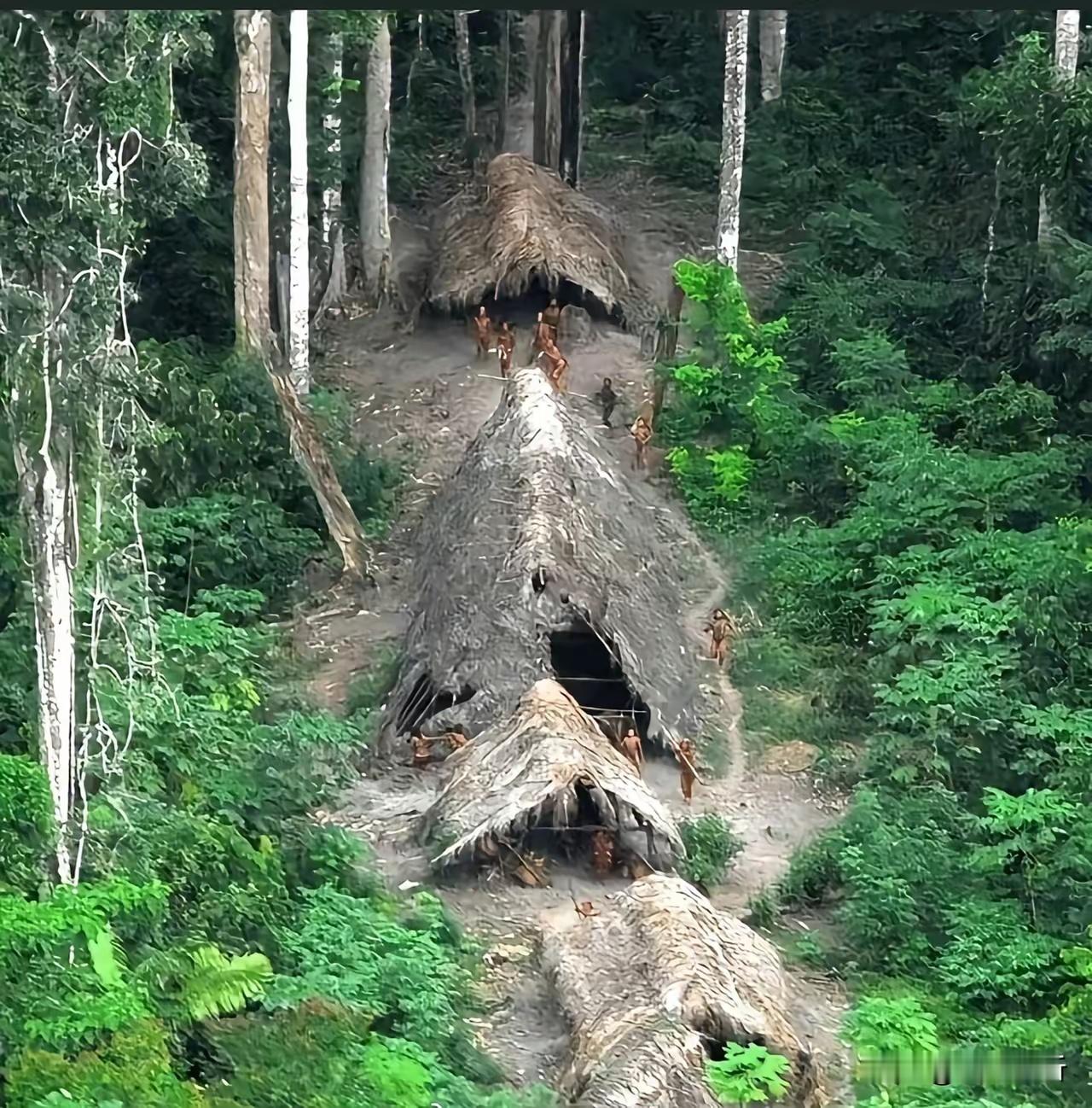 原始部落也是要遮住私处的