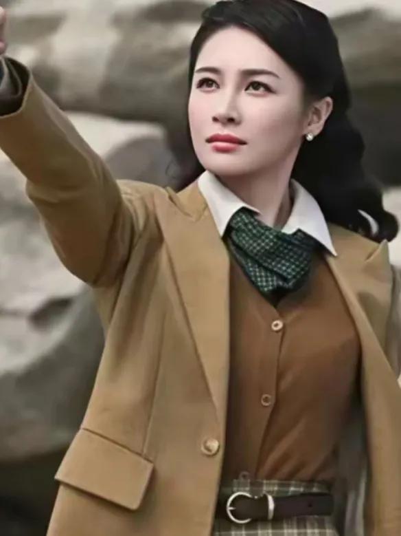 《沉默的荣耀》中黎晴的扮演者隆妮有哪些闪光点?追《沉默的荣耀》时,很多观众会