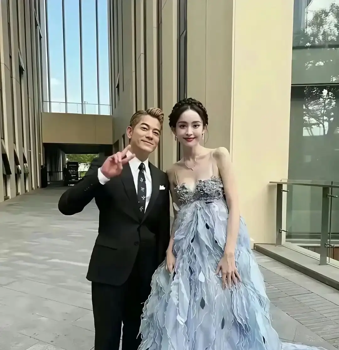 这样看，郭富城真的个子不高！