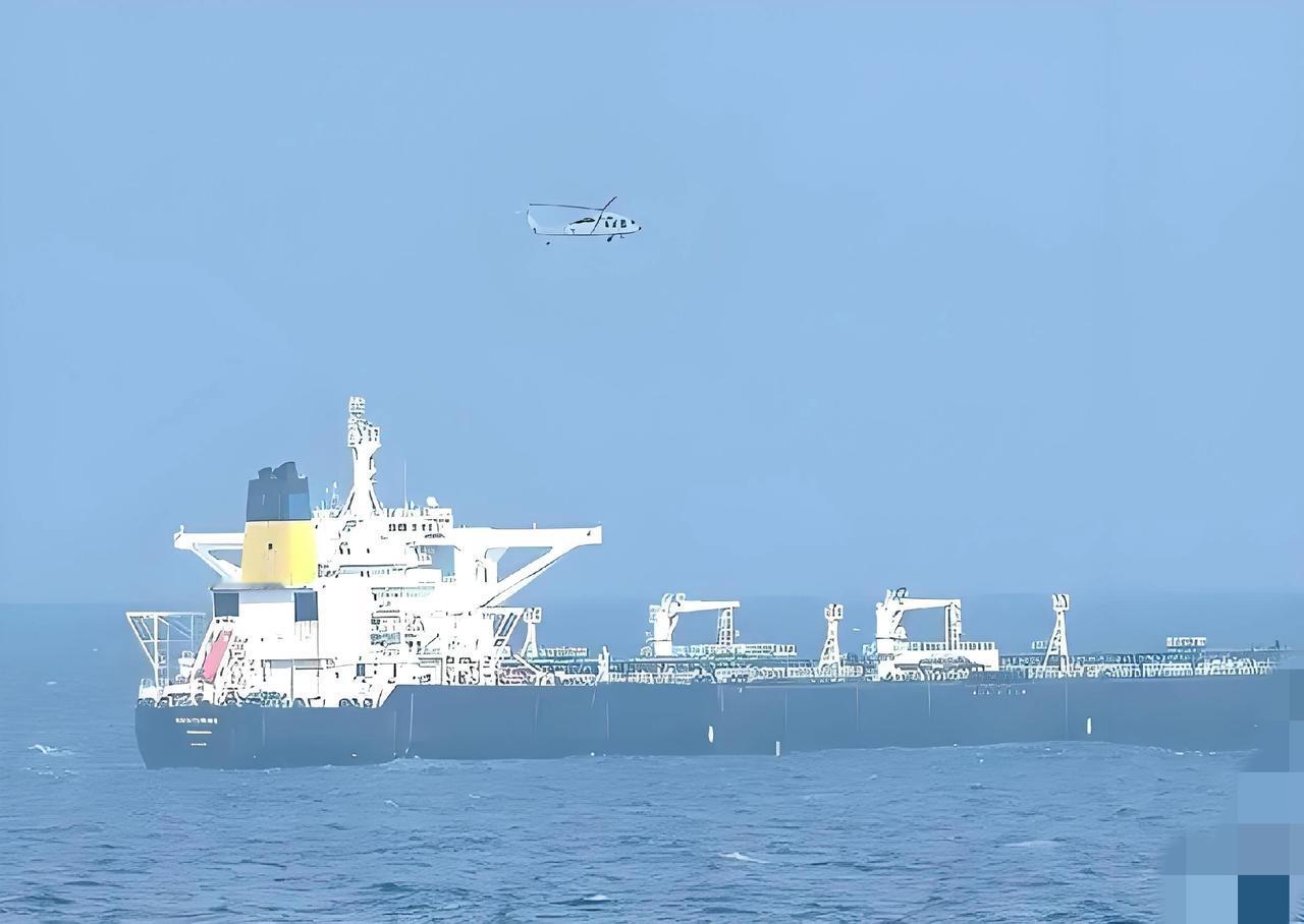 突发！美特种部队逼近，“贝拉1号”油轮生死对峙！加勒比海局势炸锅！被美方追