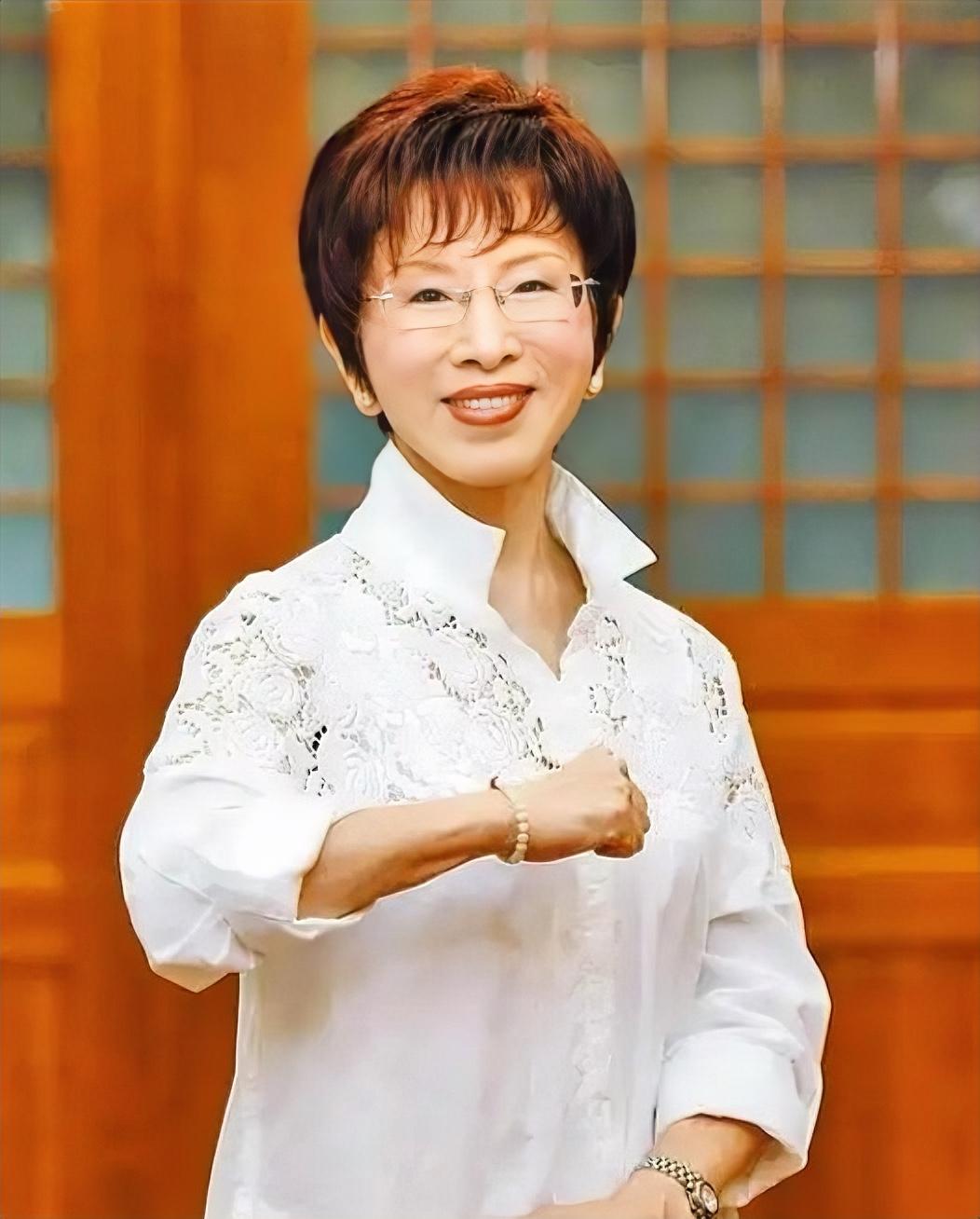 台湾国民党前主席洪秀柱，在接受采访时表示“如果台湾不是大陆的领土，那么凭什么当年