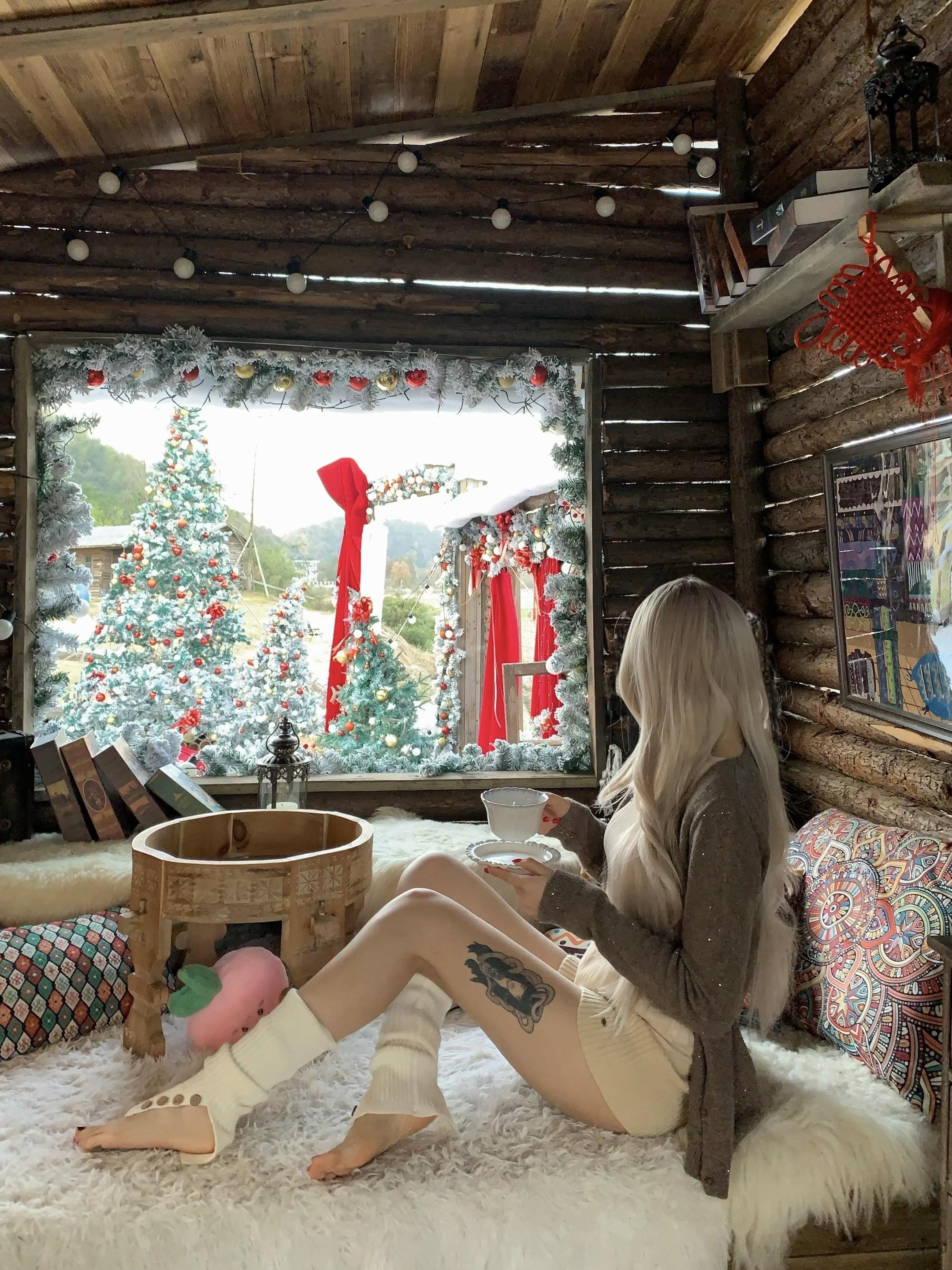 提前过圣诞节喽。