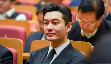 黄晓明公司旗下的艺人没一个红的​​​