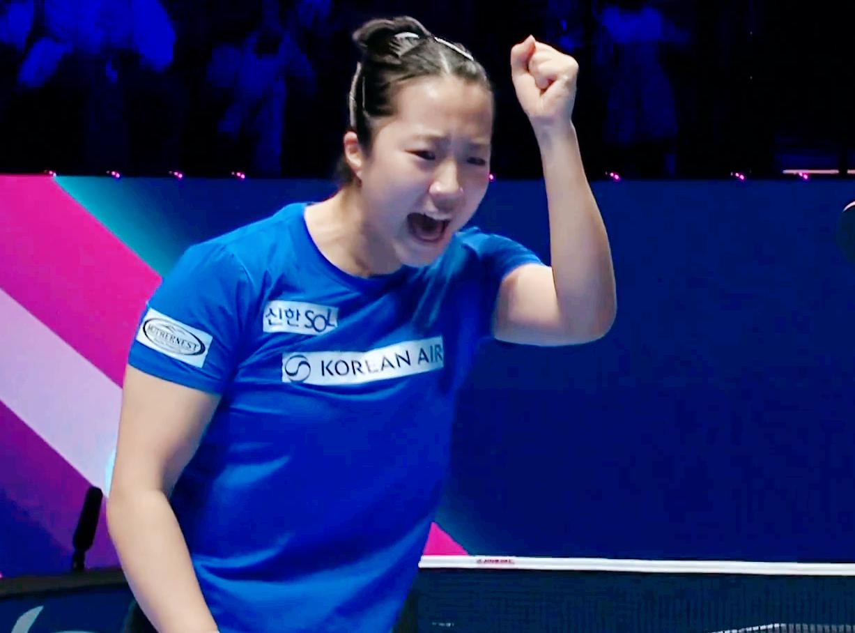 我去！陈幸同被申裕斌打懵了！第一局开局两人打成了2:2平，两人都是打相持