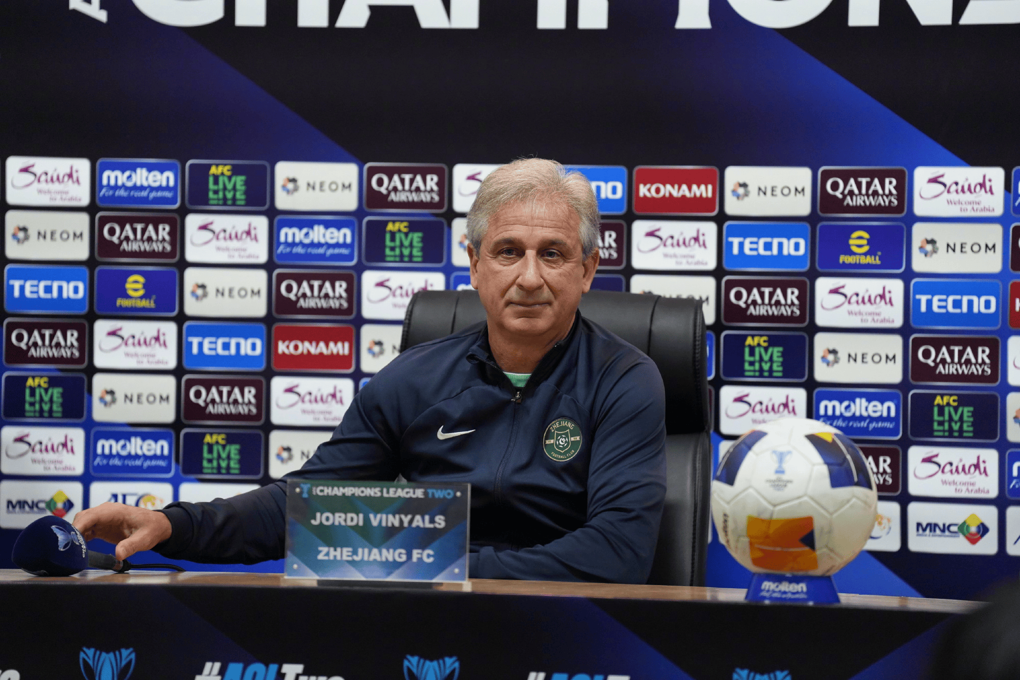 足球报: 乔迪团队预计新年后上任玉昆, 球队新赛季预算2.6亿