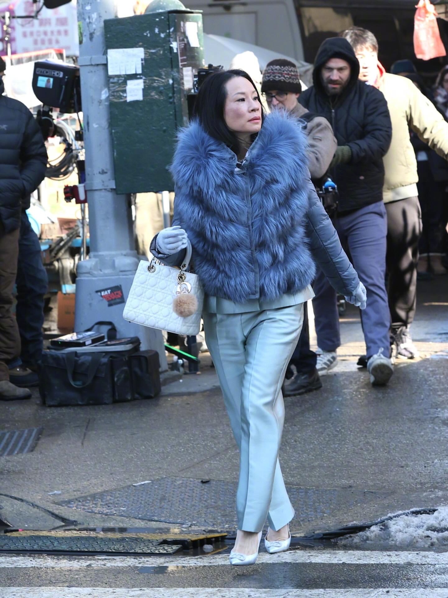 刘玉玲现身纽约唐人街拍摄全新Peacock犯罪剧情剧集《Superfakes