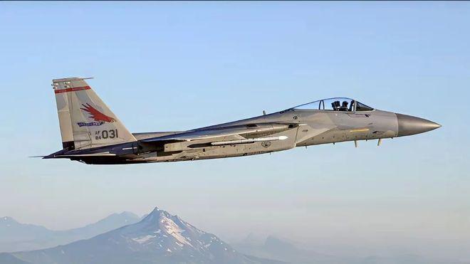 美国第四架战机被击落，又是F-15战机。据悉，该战机是在伊朗西部地区，执行任务