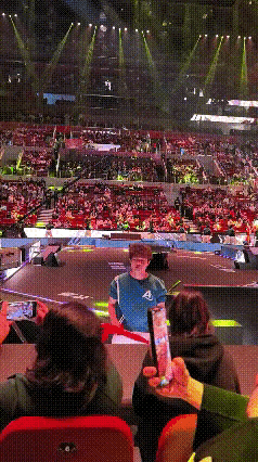 🔥重庆冠军赛首日尴尬！上座率不满球迷被赛程坑惨有点寒心！