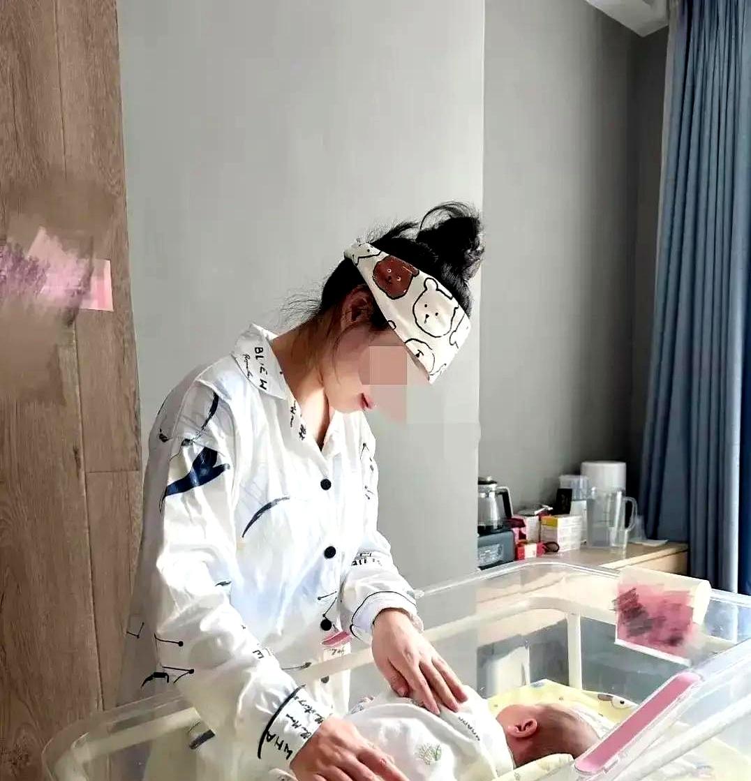 坐月子整整29天，婆家愣是没一个人露过面，连个电话都稀罕。等到第30天，丈夫回