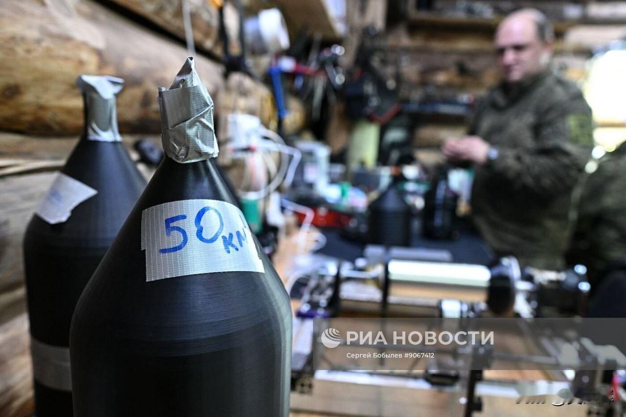 俄罗斯“南部”集群第123独立近卫摩托化步兵旅无人机实验室配备的50公里级光纤线