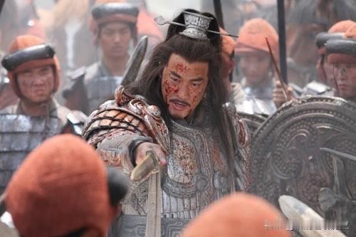 项羽为什么不肯过江东，因为他过不去呀，江东豪族最后一次递交投名状的机会，他的人头