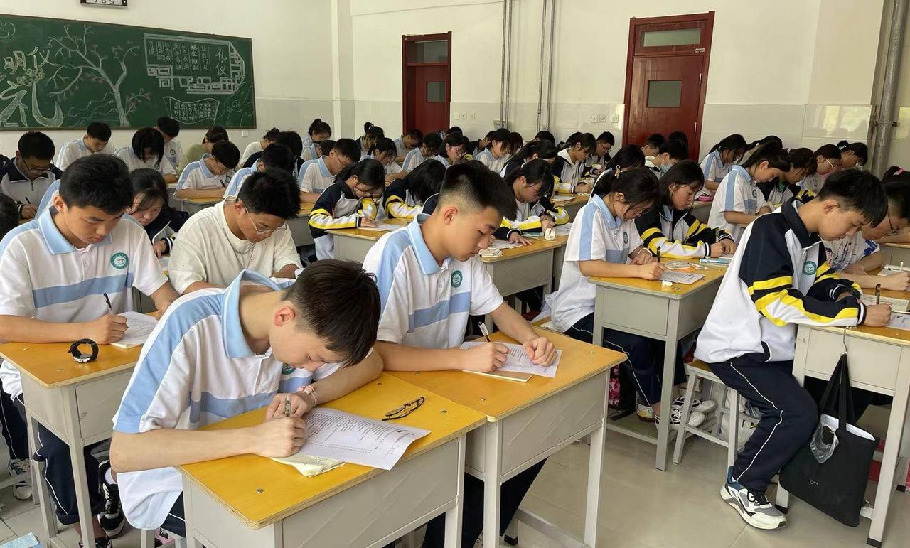 高中阶段，这四类孩子是最容易掉队的！1、最先掉队的就是初中靠刷题补课考上来的