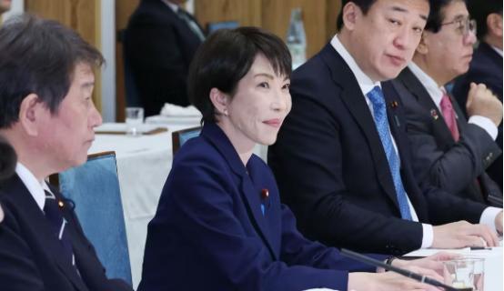 当地时间1月9日，日本内阁秘书长在例行记者会上表示：呼吁中国涉及日本食品和稀土的