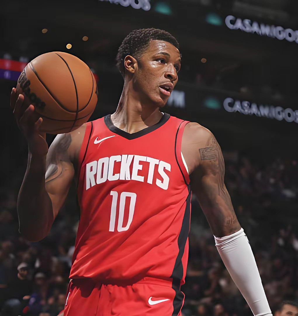 疯了！火箭出局必拆锋线？二选一，伊森直接被放弃？​伊森季后赛9投2中、三分4中0，小史密斯却16中8