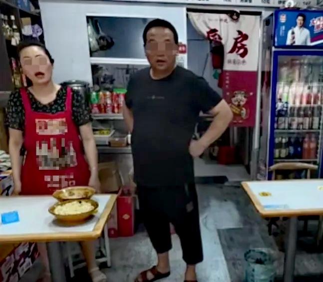 6月3日，江苏苏州木渎镇西跨塘村，安先生（化名）本想吃碗面垫垫肚子，结果面没吃上