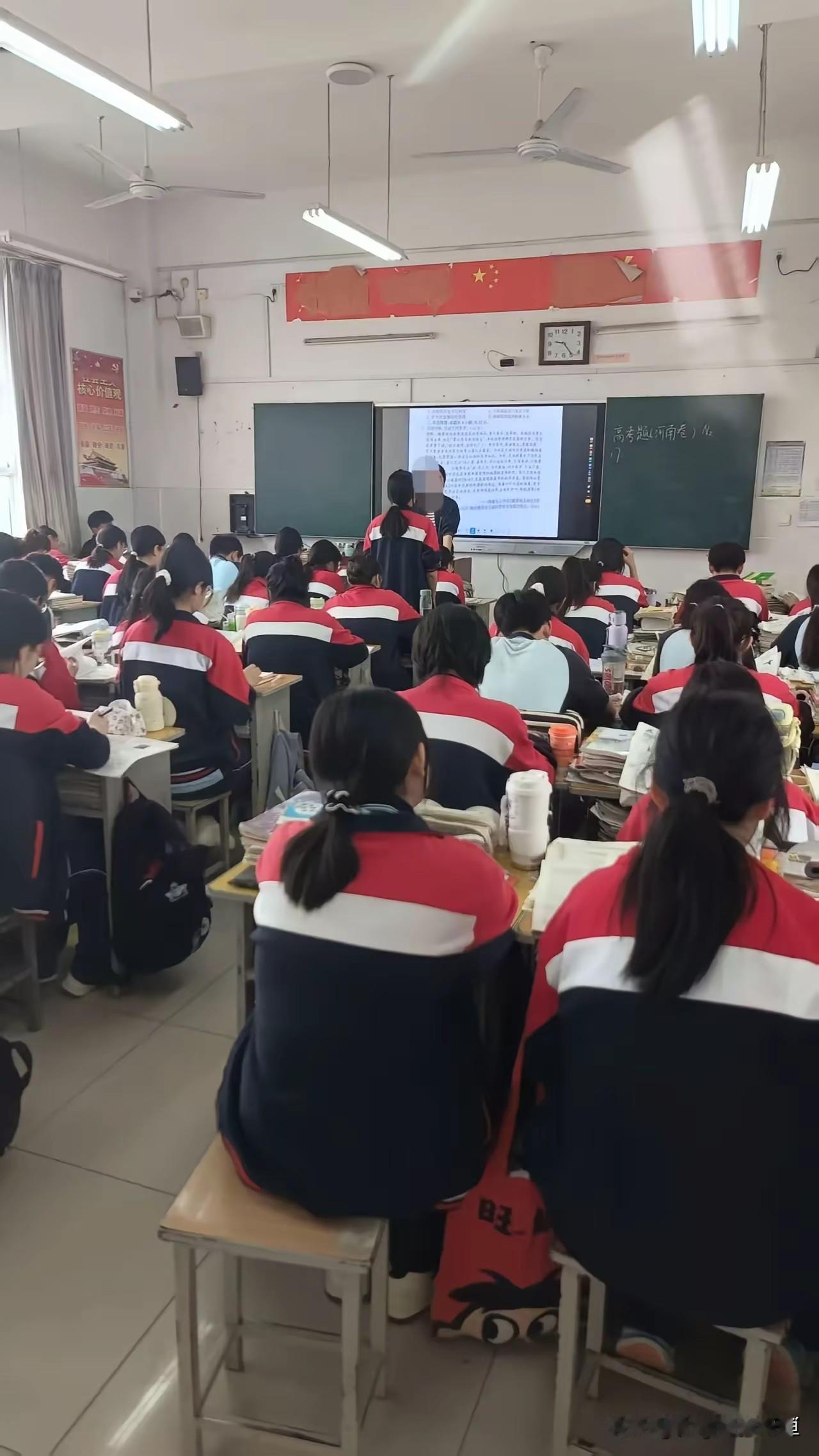 高中成绩翻盘七条铁律，不靠天赋不靠补课，普通学生照做就能稳步提分进入高中后