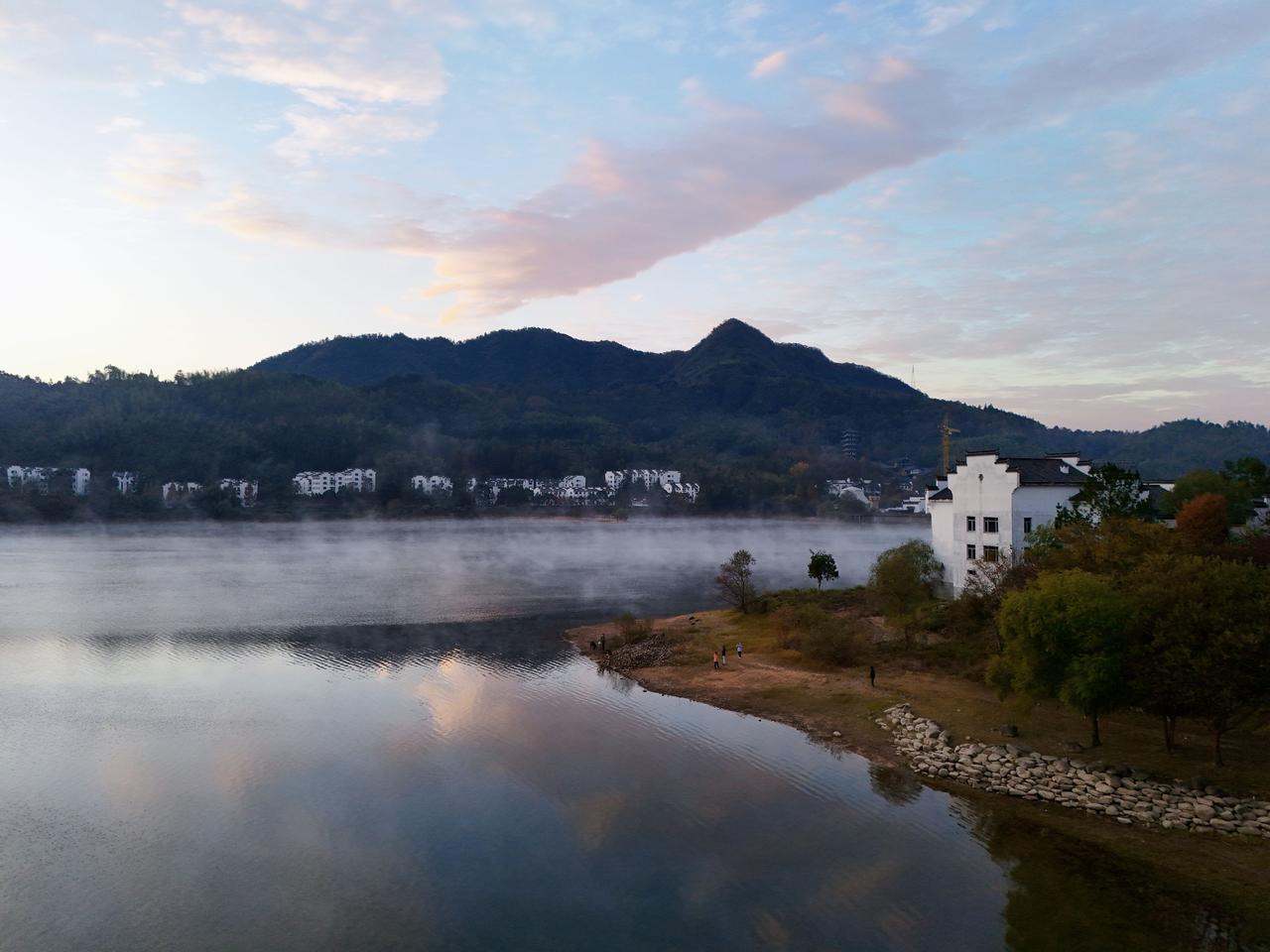 今天跟一位家长聊天，高三的学生家长，孩子数理化都想上，但是孩子没有那么多时间，总