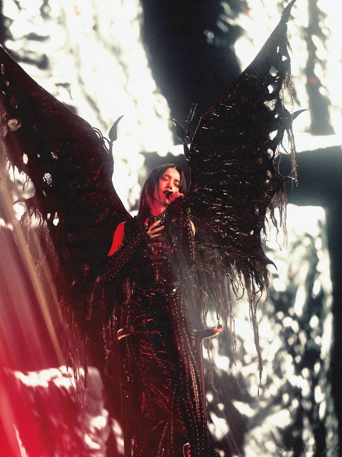 蔡依林台北大巨蛋三场演唱会的服装造型以及舞美设计都太厉害了！！