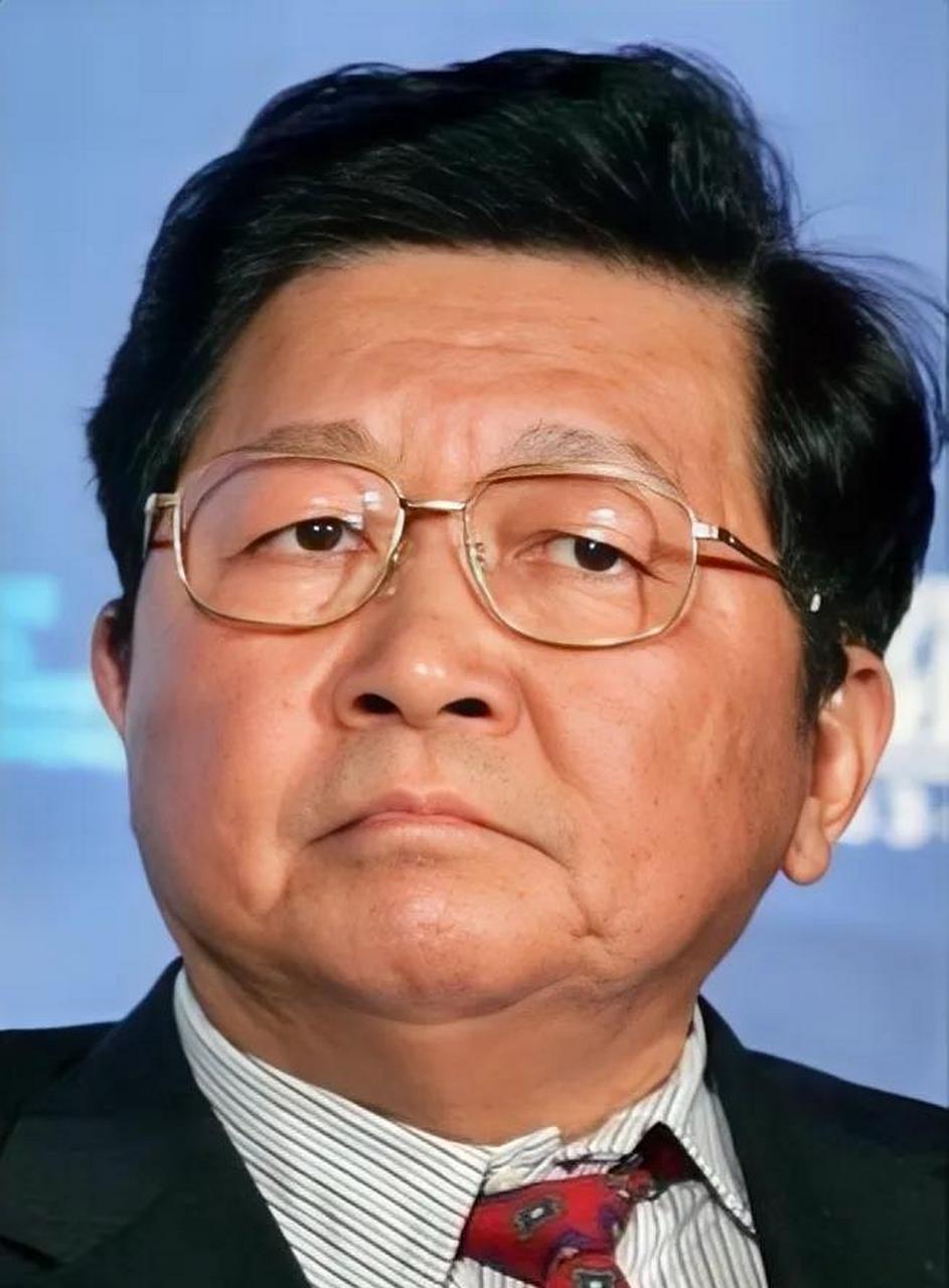 房地产专家都说了，房价不能再跌了！被誉为中国房地产之父的孟晓苏，孟总就表示；