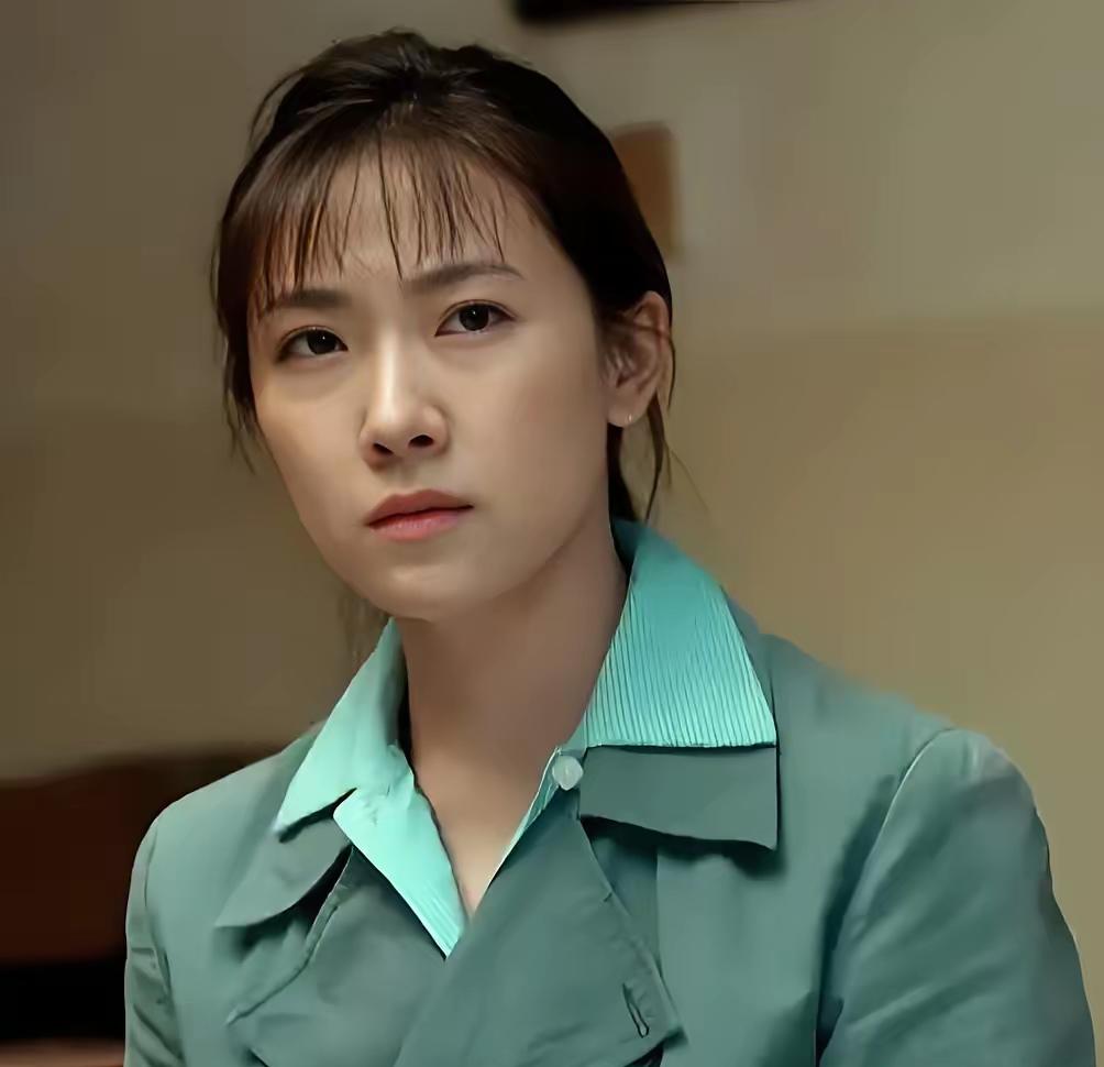 我是真的服了，菅韧姿饰演的盛雪竹，作为《依依向北风》的女主角，怎么可以情商低到令