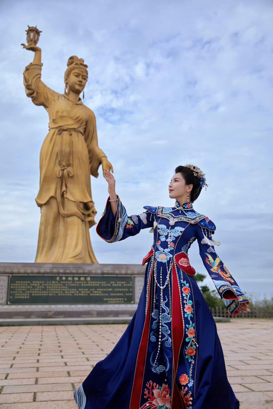 刘涛妈祖打卡模板刘涛解锁今年妈祖圣地的打卡模版哇😯