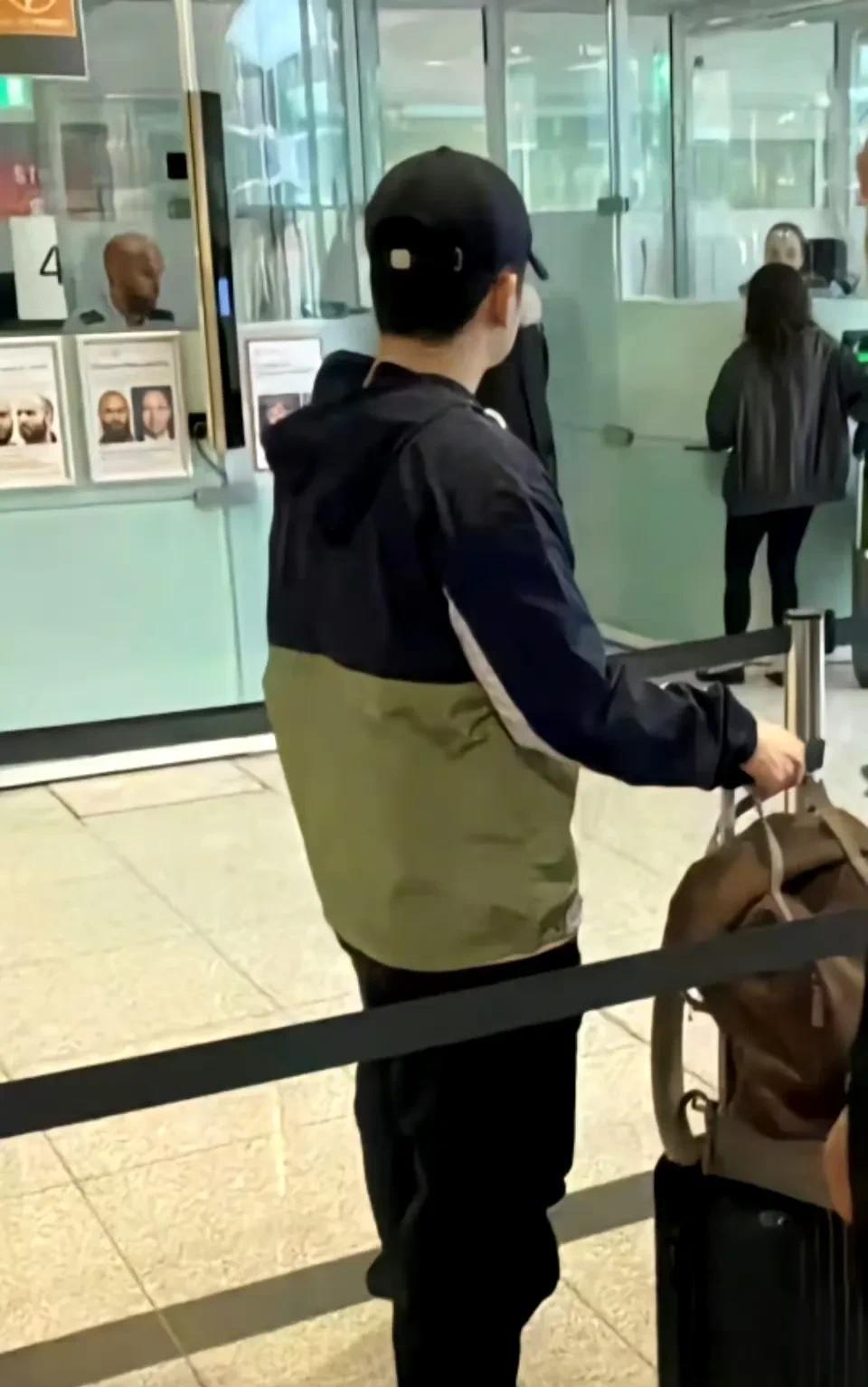 樊振东昨晚连夜回国了，因为乒超联赛第一段6月9日至11日在河北雄安新区体育中心举