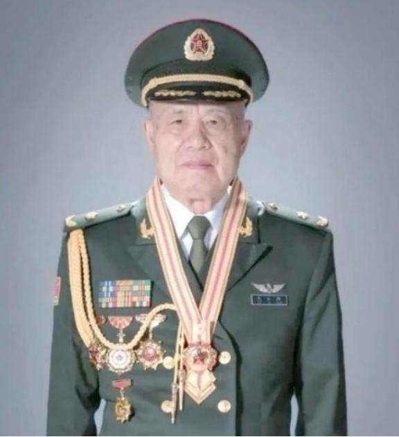 国外军事专家推算，美俄一旦开战，全球可能死亡50亿人，但如果战争发生在中美之间，