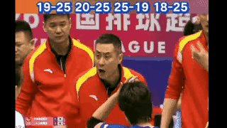 陈方指导在下一盘大棋？客场掀翻山东女排拿到排超联赛的铜牌，这看似有点离谱，甚至