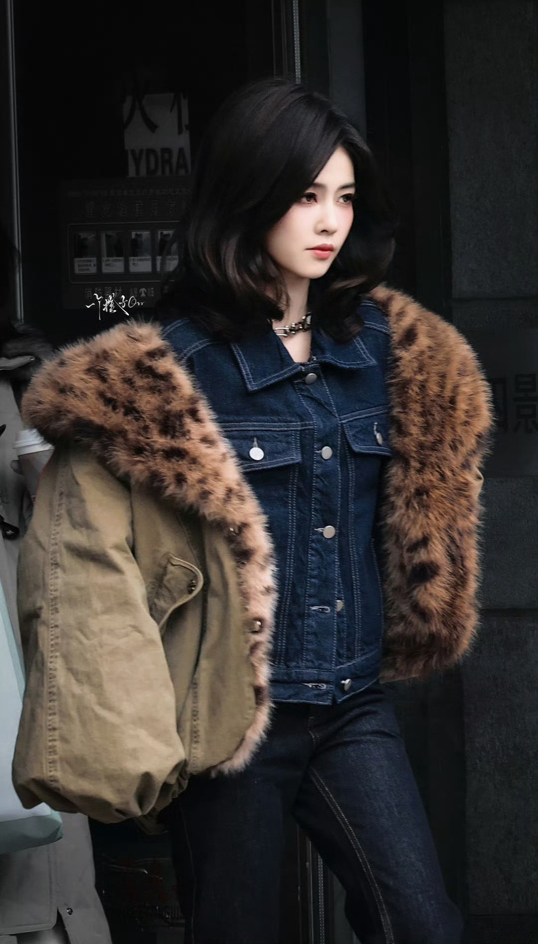 白鹿锁骨发每一天都好美！骨相美人鹿鹿美的不像话