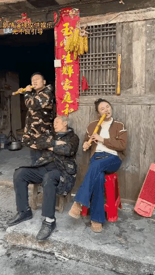 孙子冤死了。[捂脸哭][呲牙笑][捂脸哭]