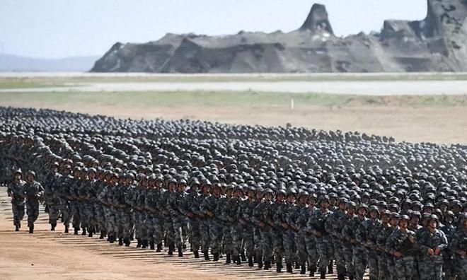中国五大战区到底有多牛？哪个战区实力最强？咱们中国现在的五大战区，是从2016