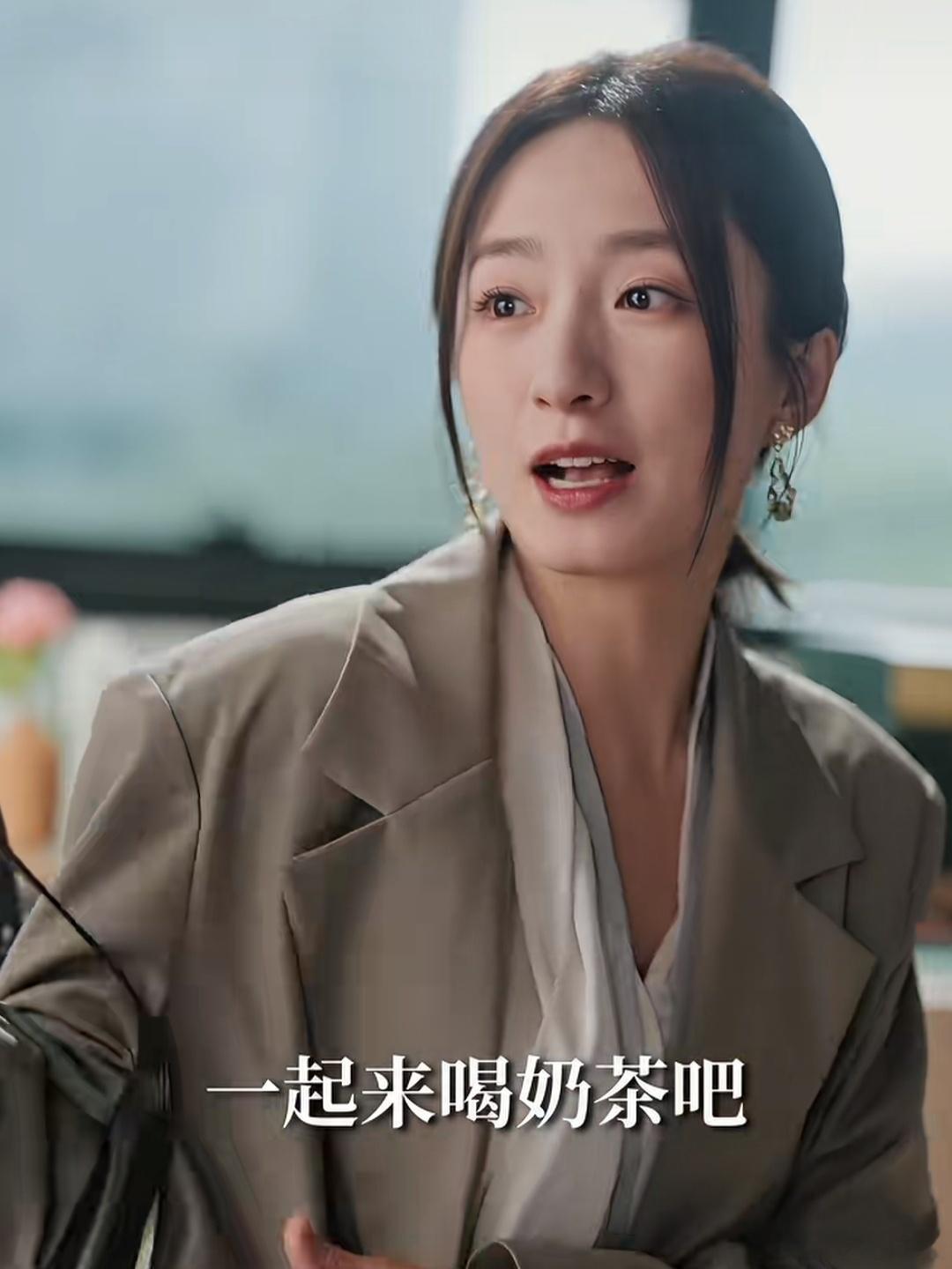 《新婚有瘾》这部短剧，真的有点意思男主和女主，一个热度登顶，一个热度跌到36名谭