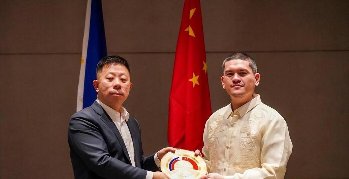 中国大使当众放出狠话！8月23日，马尼拉的一场公开发声，直接刷新了咱们的外交