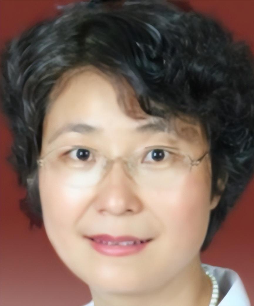 [点赞]2022年，中医教授韩学杰因公开表示不接收外籍学生而受到批评，大家认为