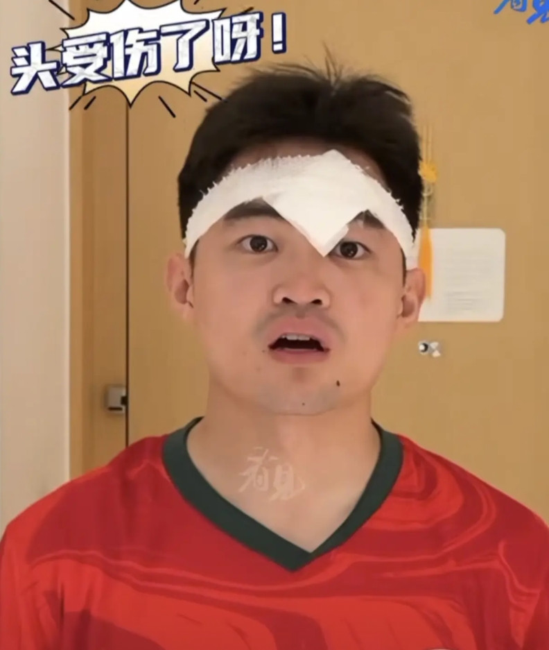 说实话，让中超球员黄紫昌来踢苏超真的是降维打击。谁没想到，在比赛尾声阶段，常州队