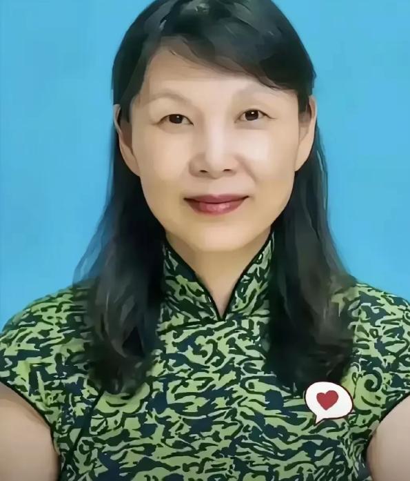 一觉醒来，杜建英哭晕在厕所！不是后悔纠缠宗庆后，也不是难过自己没名分，而是发