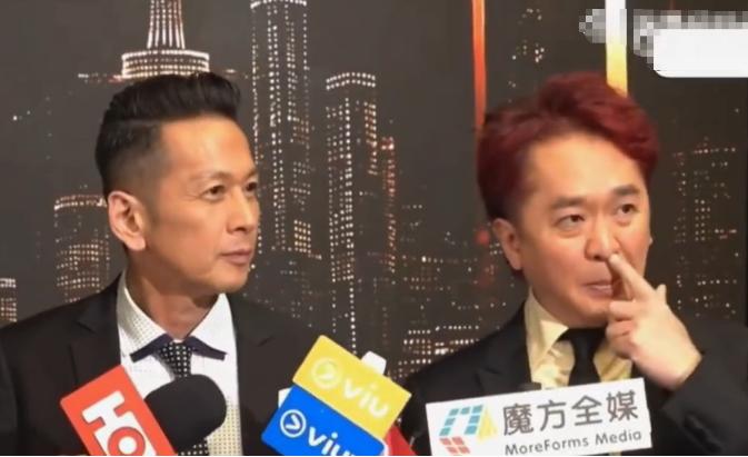 港星谈“剧组夫妻”，称在圈内是公开的秘密，大家都见怪不怪。“白天撕番位，晚上做夫