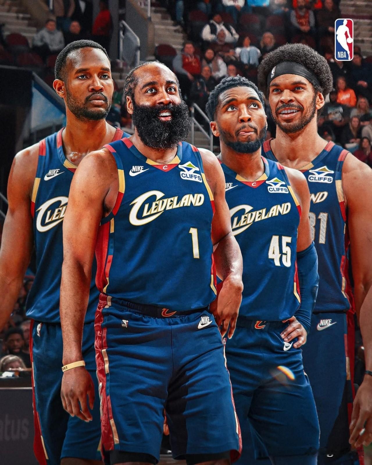 骑士想夺冠要先冲出东部，几率大吗？主要对手就三个活塞稳绿军硬尼克斯有韧