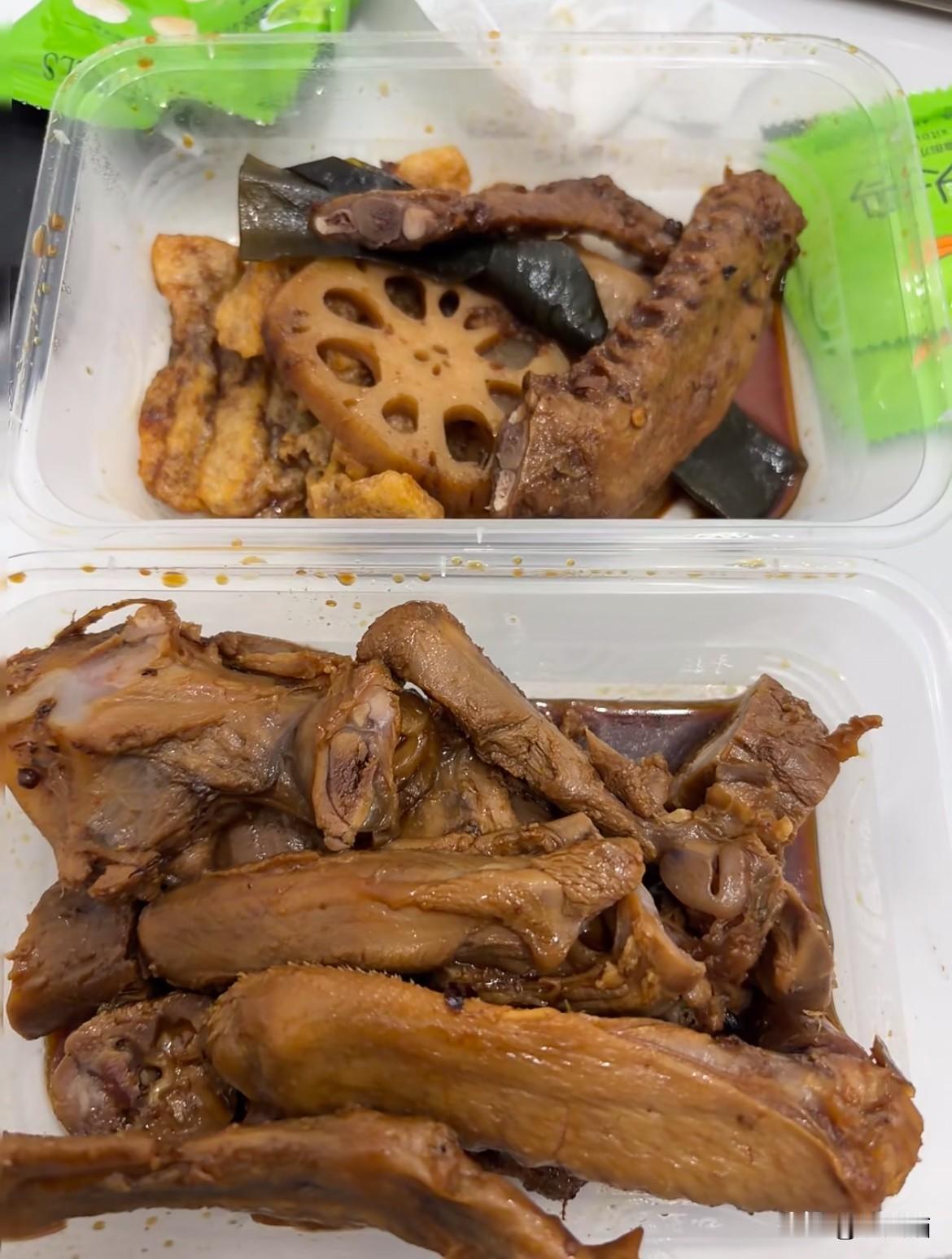 卤菜吃完不觉得咸，过几个小时却渴得难受，这事儿我太有体会了。你以为是味精在