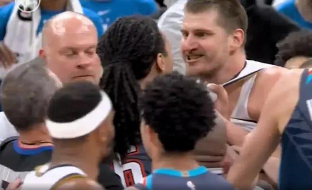 第一次见NBA球员眼里有杀气，而这个人竟然是约基奇，以前顶多看到的是愤怒，但是约