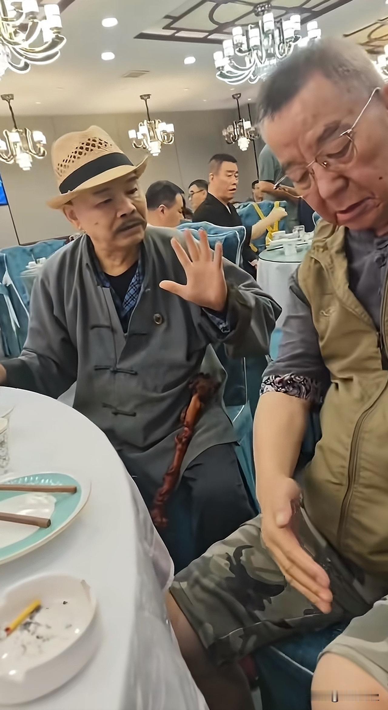 陕西籍老演员，这两位想必年龄大一点的人都认识吧？