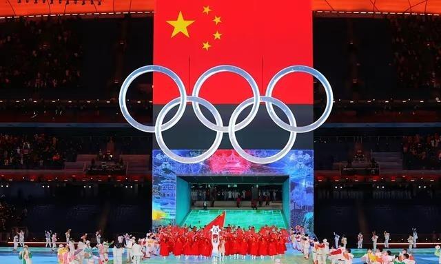 如果非让中国办2036年奥运会，可以考虑两个思路。一是由香港举办，费用由香港和国