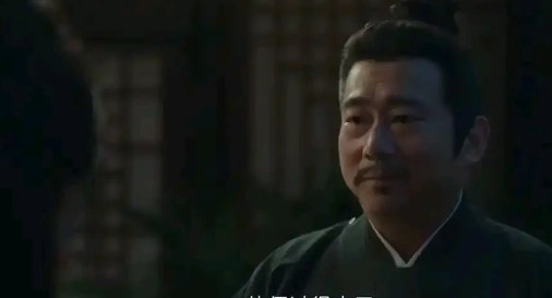 继续追剧《藏海传》。随着赵炳文面具的摘掉，所有的人物关系都明朗化。藏海的复仇