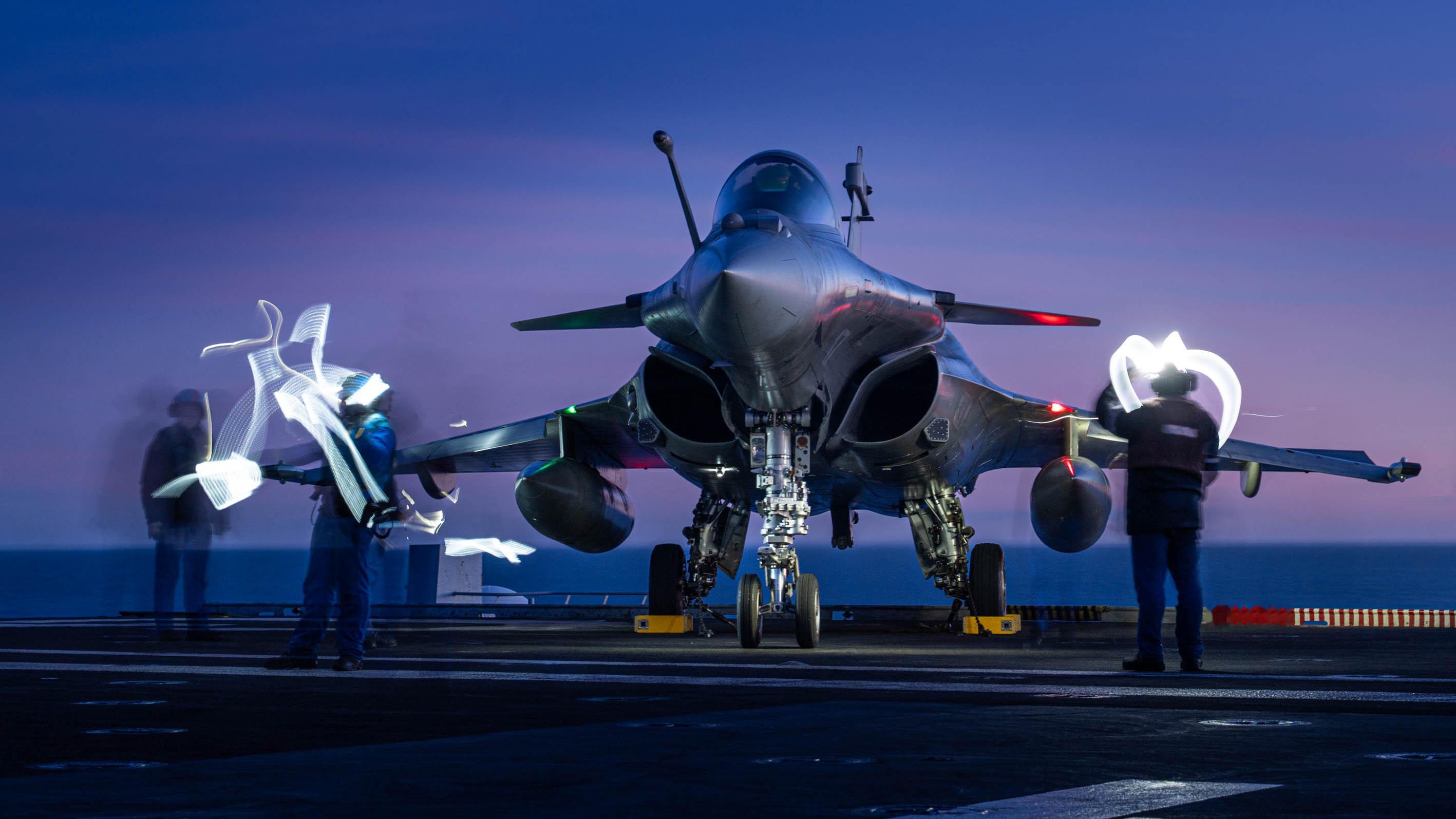 复杂光学环境摄影：Marinenationale