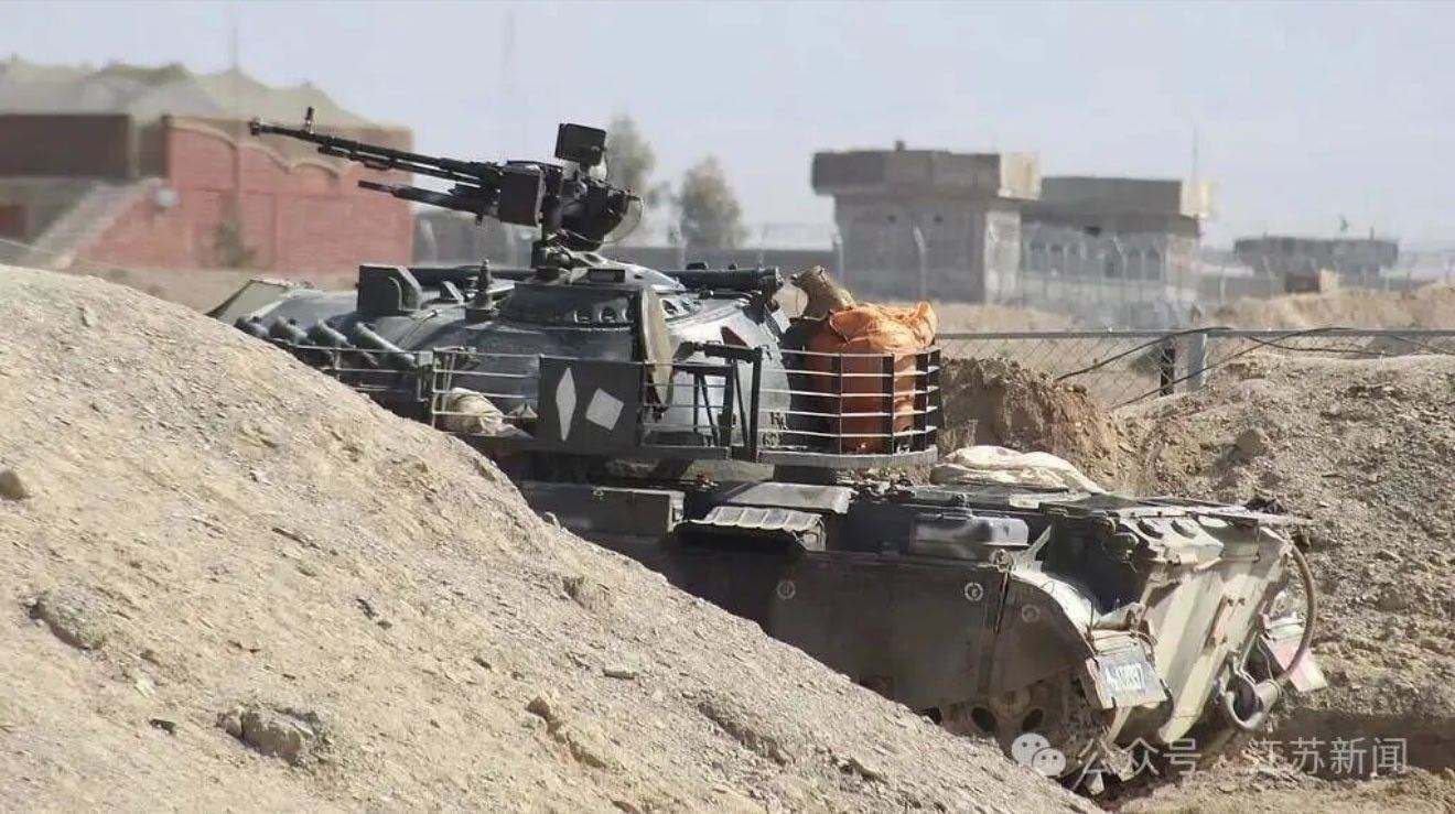 巴铁威武！【军事阿富汗多地遭巴基斯坦空袭】巴基斯坦军方消息人士13日说，巴武装