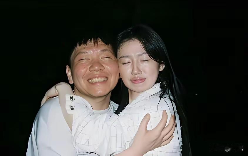 这两人关系也太好了吧